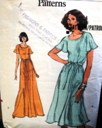 9430 EZ VOGUE SS FLARE DRESS LENGTHS, BELT PATTERN 10